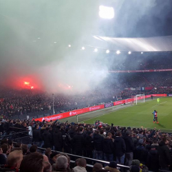 De Kuip - Stadionkoorts - Peter Dekker