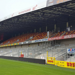 Achter de Kazerne - KV Mechelen -Stadionkoorts Groundhopping - Peter Dekker