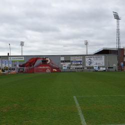 Het Gulpensporenstadion van KV Kortrijk - Groundhopping Stadionkoorts