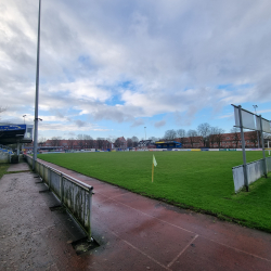 Hoheellern stadion van VfL Germania Leer- Stadionkoorts - Peter Dekker