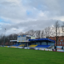 Hoheellern stadion van VfL Germania Leer- Stadionkoorts - Peter Dekker