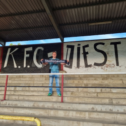 Stedelijk Sportstadion De Warande - KFC Diest - Groundhopping Stadionkoorts