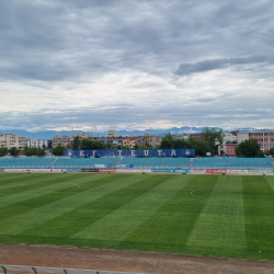 Het Niko Dovanastadion van KS Teuta Durrës (Albanië) - Stadionkoorts Groundhopping