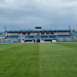 Het Niko Dovanastadion van KS Teuta Durrës (Albanië) - Stadionkoorts Groundhopping