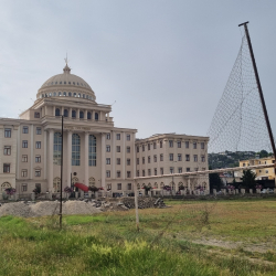 Lost ground Tomori Stadium van FK Tomori in Berat (Albanië) -Stadionkoorts Groundhopping