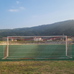 Tomori Stadium van FK Tomori in Berat (Albanië) -Stadionkoorts Groundhopping