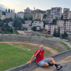 Gjirokastra Stadion van KS Luftëtari Gjirokastër (Albanië) - Stadionkoorts Groundhopping - Peter Dekker