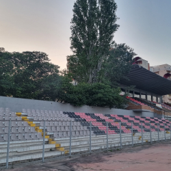 Stadionkoorts groundhopping - Het Flamurtari stadion in Vlorë - Albanië