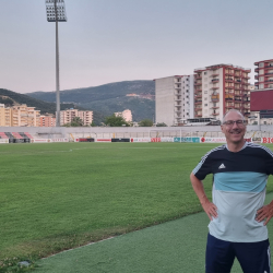 Stadionkoorts groundhopping - Het Flamurtari stadion in Vlorë - Albanië