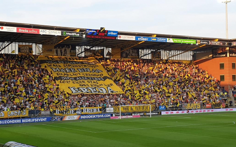 Rat Verlegh  NAC Stadion Stadionkoorts - Peter Dekker