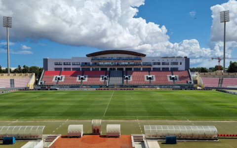 Stadionkoorts groundhopping - Ta' Qalistadion - Nationale stadion Malta 