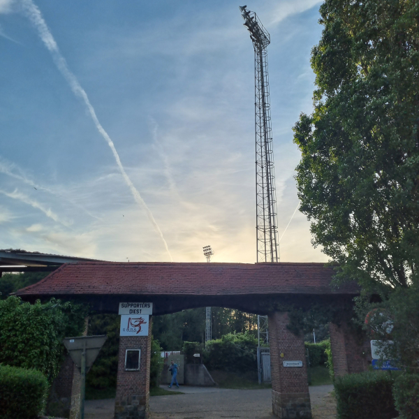 Stedelijk Sportstadion De Warande - KFC Diest - Groundhopping Stadionkoorts