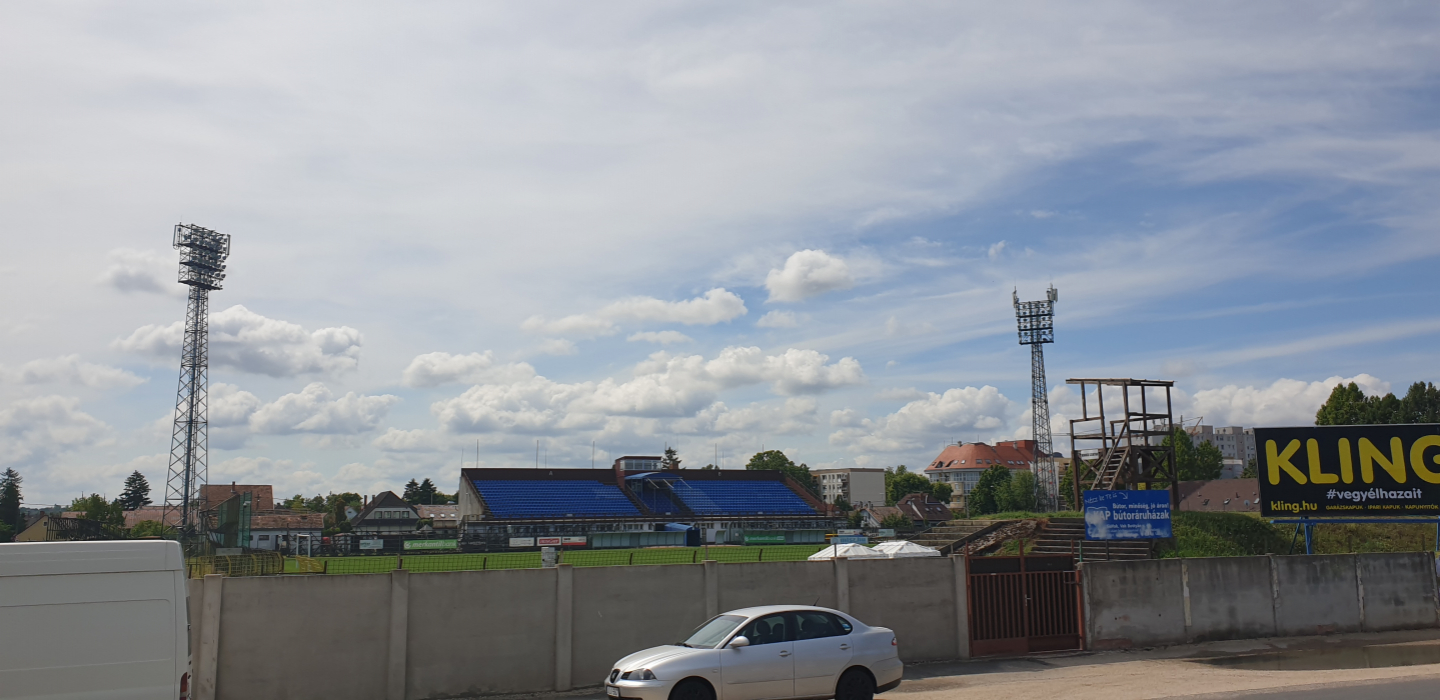 Stadion Siofok Hongarije - Stadionkoorts.nl