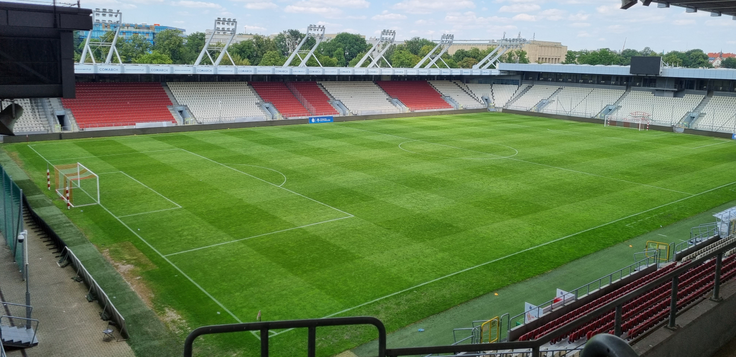 Marshal Józef Piłsudski Stadium van Cracovia in Krakau - Stadionkoorts Groundhopping