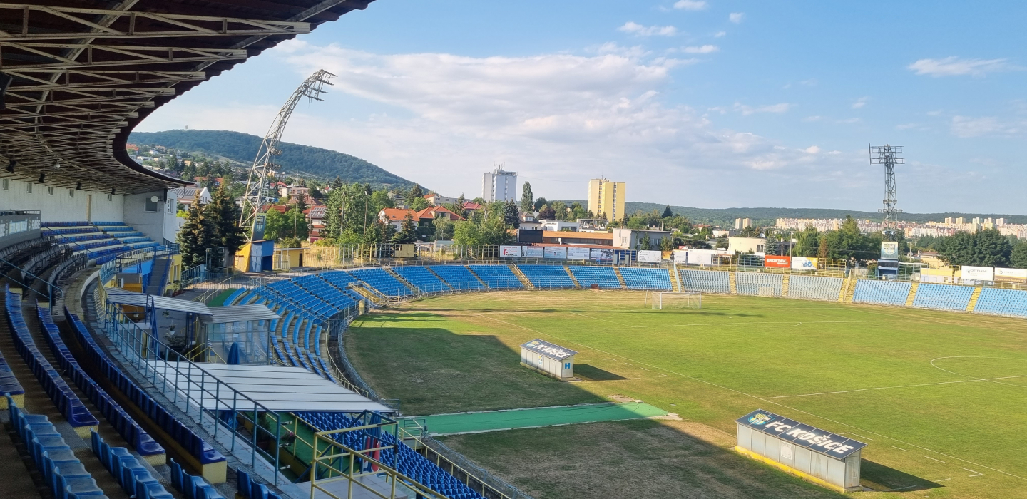 Lokomotivy stadion in Kosice (Slowakije) -Stadionkoorts Groundhopping